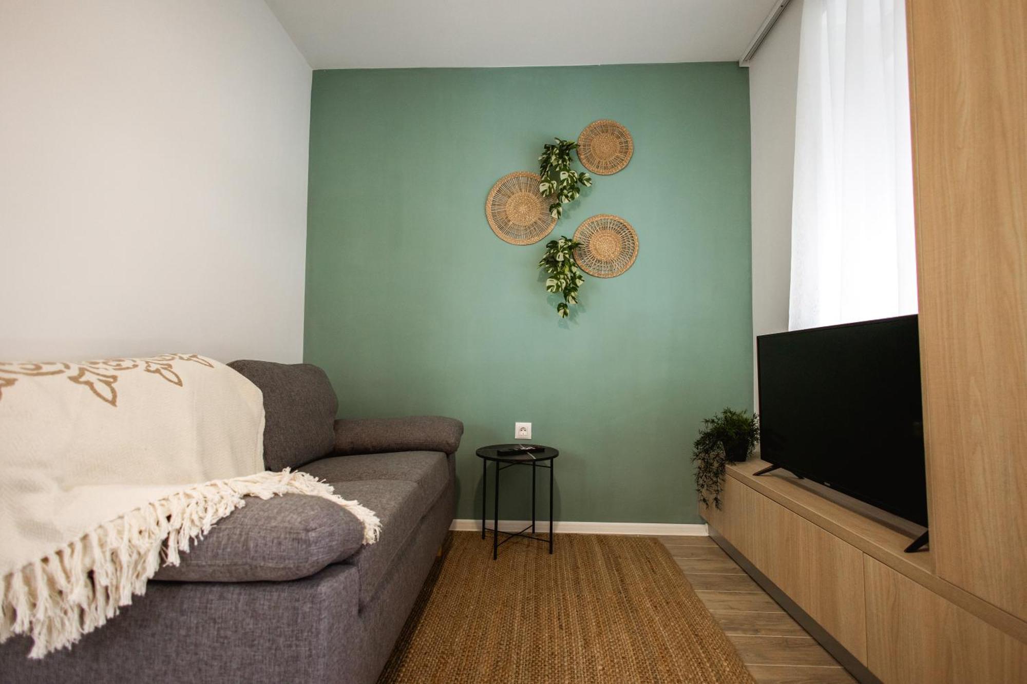 Cozy Studio Apartment In Osijek - Self Check In Eksteriør bilde