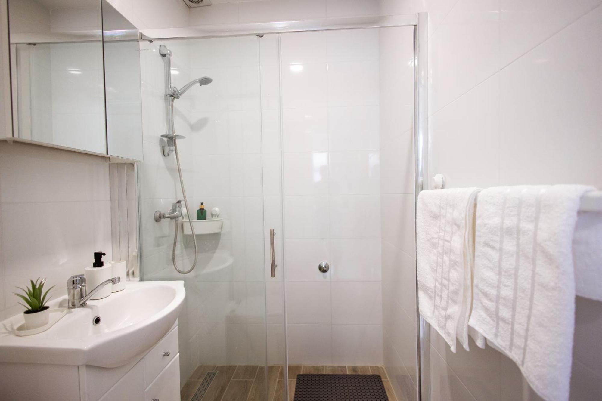 Cozy Studio Apartment In Osijek - Self Check In Eksteriør bilde