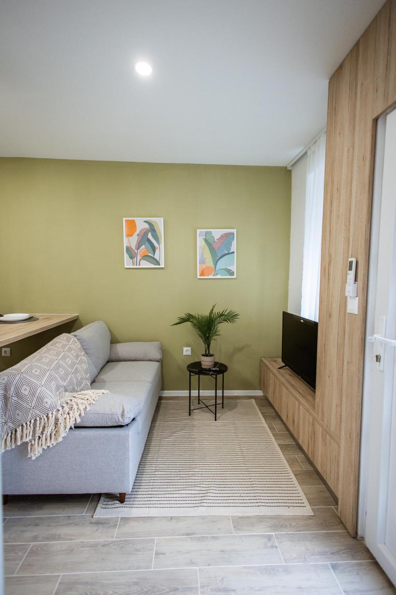 Cozy Studio Apartment In Osijek - Self Check In Eksteriør bilde